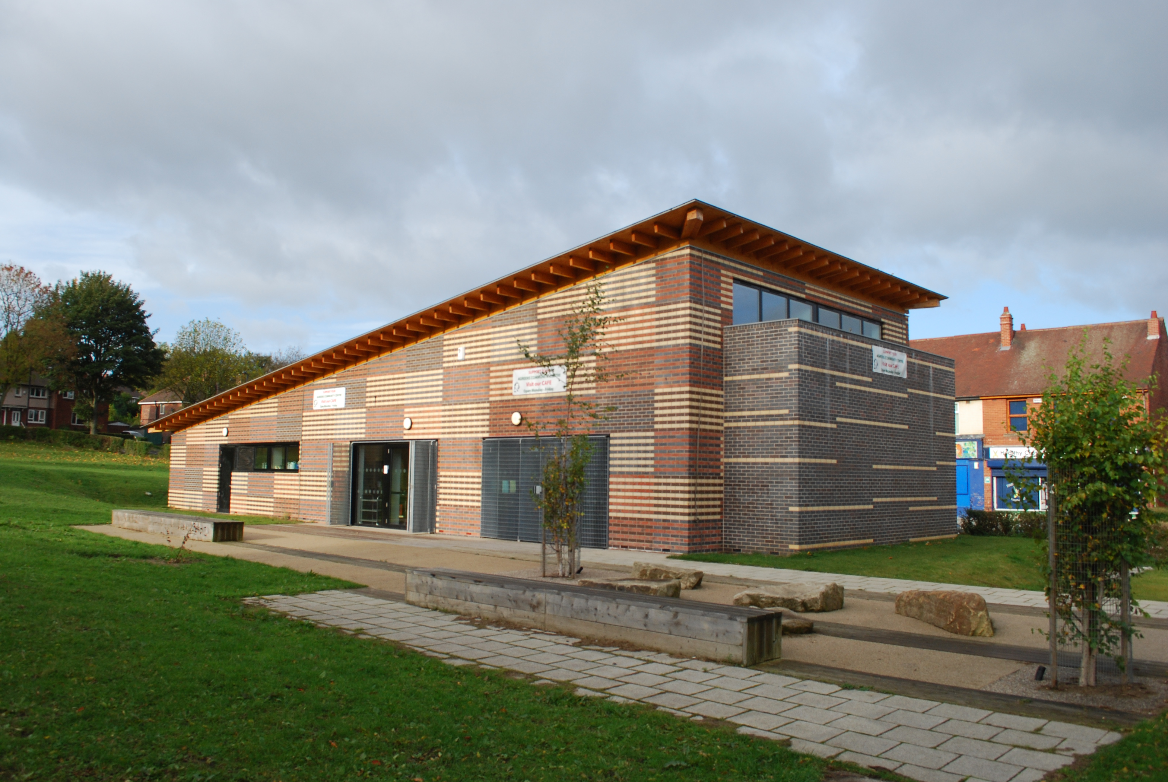 Longley Community Centre - Clay Construction